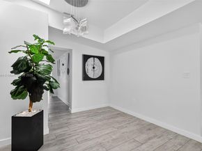 14055 NW 5th Pl, North Miami FL 33168