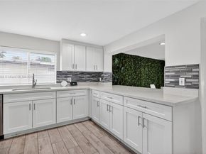 14055 NW 5th Pl, North Miami FL 33168