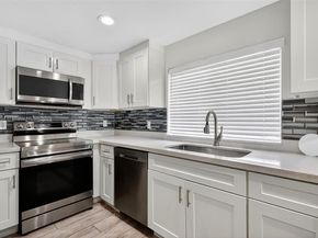 14055 NW 5th Pl, North Miami FL 33168