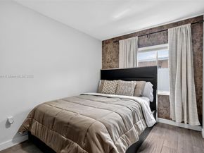 14055 NW 5th Pl, North Miami FL 33168