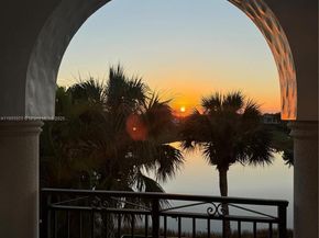 8162 Canopy Ter, Parkland FL 33076