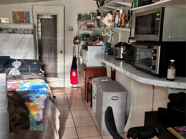 Undisclosed Address #A11846817, Miami FL 33157