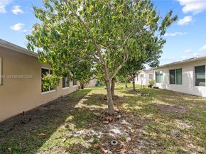 6945 NW 17th St, Margate FL 33063