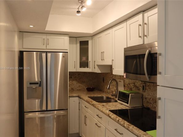 4705 NW 7th St 4047, Miami FL 33126