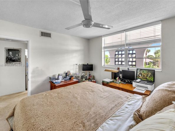 400 SE 10th St 308, Deerfield Beach FL 33441