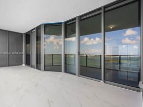 700 NE 24 1703, Miami FL 33137