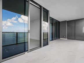 700 NE 24 1703, Miami FL 33137