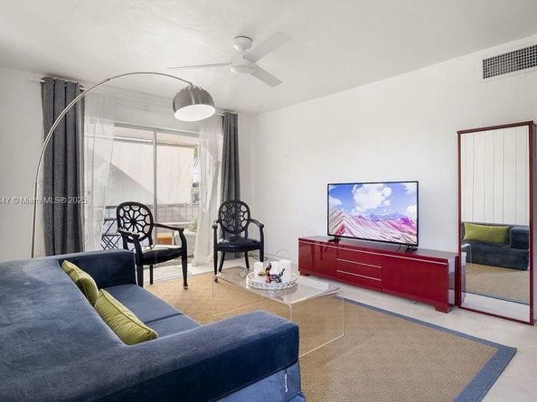 8701 SW 141st St L5, Palmetto Bay FL 33176