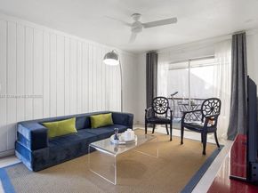 8701 SW 141st St L5, Palmetto Bay FL 33176