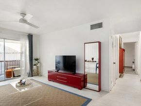 8701 SW 141st St L5, Palmetto Bay FL 33176