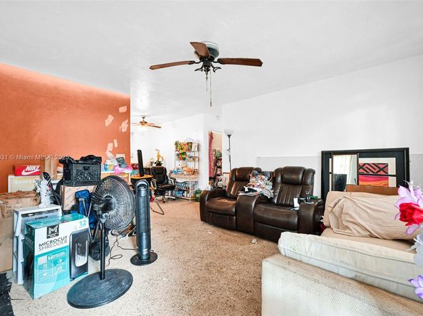 1736 NW 69th St, Miami FL 33147