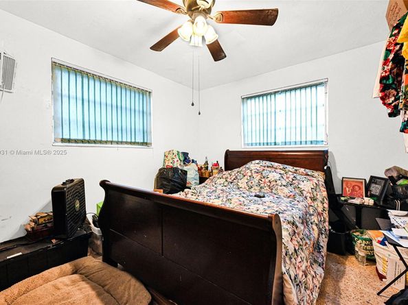 1736 NW 69th St, Miami FL 33147