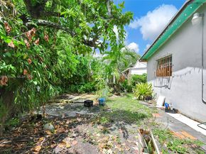1736 NW 69th St, Miami FL 33147