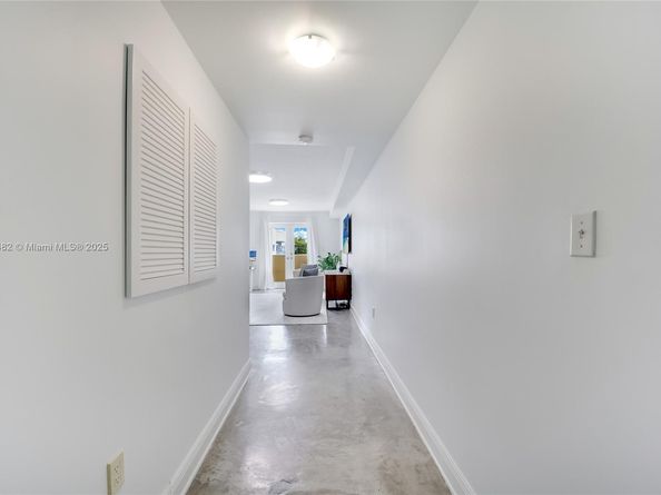 227 Michigan Ave 406, Miami Beach FL 33139