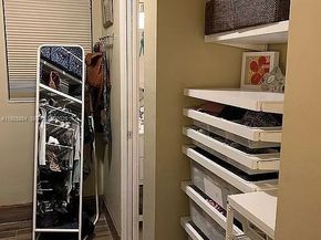 450 SE 6th Ter, Pompano Beach FL 33060