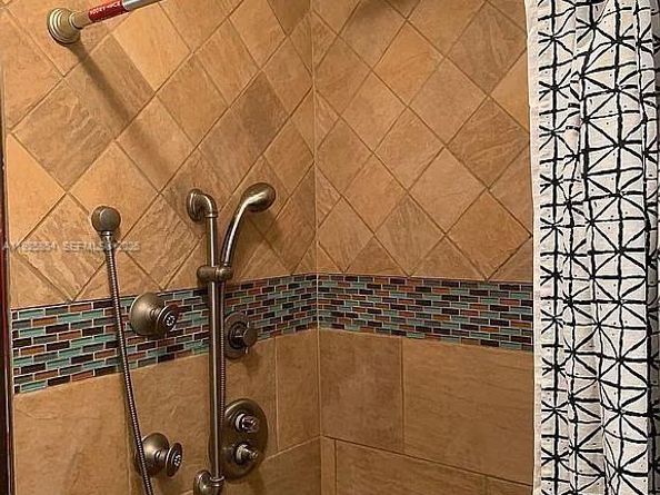 450 SE 6th Ter, Pompano Beach FL 33060