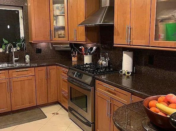 450 SE 6th Ter, Pompano Beach FL 33060