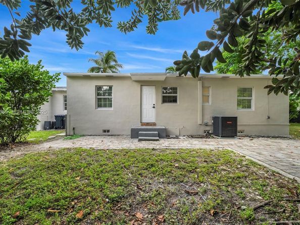 1400 SW 62nd Ave, West Miami FL 33144