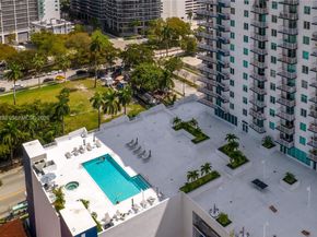 275 NE 18th St 808, Miami FL 33132