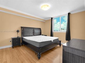 275 NE 18th St 808, Miami FL 33132