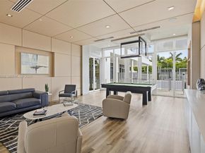 6671 NW 105th Pl 6671, Doral FL 33178