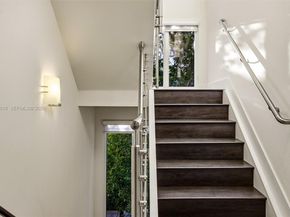 6671 NW 105th Pl 6671, Doral FL 33178