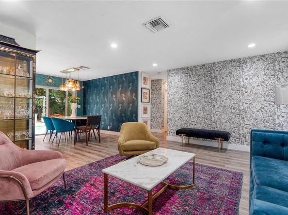 2210 NE 62nd St, Fort Lauderdale FL 33308
