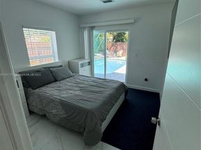 1829 NE 176th St, North Miami Beach FL 33162