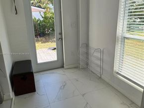 1829 NE 176th St, North Miami Beach FL 33162
