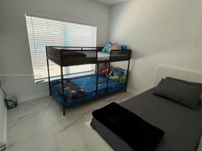 1829 NE 176th St, North Miami Beach FL 33162
