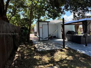 1829 NE 176th St, North Miami Beach FL 33162