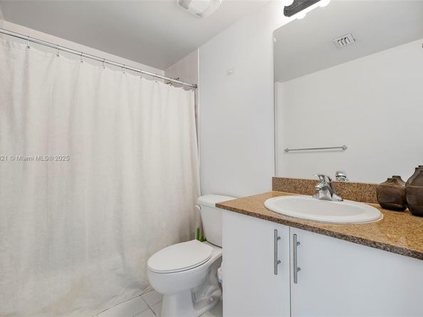 1871 NW S River Dr 1507, Miami FL 33125