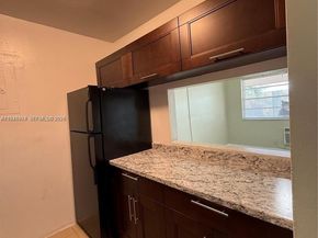 2915 Plunkett St 12A, Hollywood FL 33020