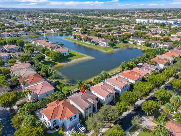 4450 NW 109th Ct, Doral FL 33178