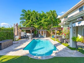 4450 NW 109th Ct, Doral FL 33178