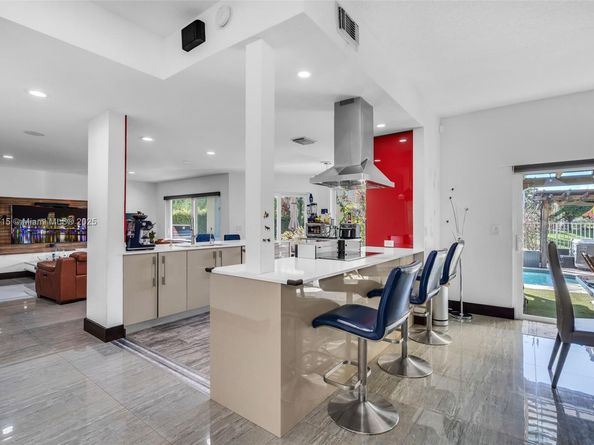 4450 NW 109th Ct, Doral FL 33178