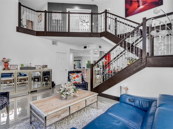 4450 NW 109th Ct, Doral FL 33178