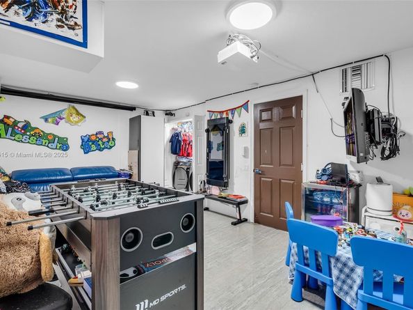 4450 NW 109th Ct, Doral FL 33178