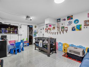 4450 NW 109th Ct, Doral FL 33178