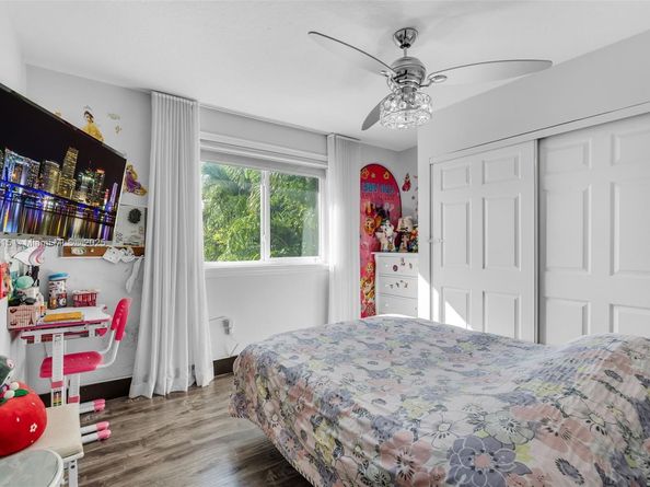 4450 NW 109th Ct, Doral FL 33178