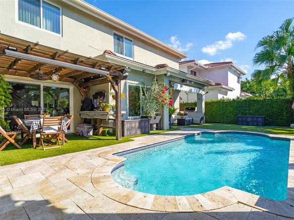 4450 NW 109th Ct, Doral FL 33178