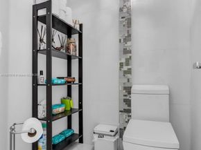 4450 NW 109th Ct, Doral FL 33178