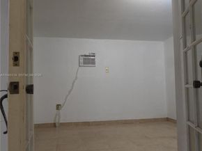 Undisclosed Address #A11945114, Miami FL 33161