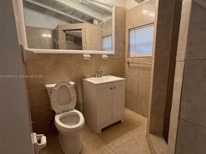 Undisclosed Address #A11945114, Miami FL 33161