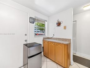 3550 NE 169th St 112, North Miami Beach FL 33160