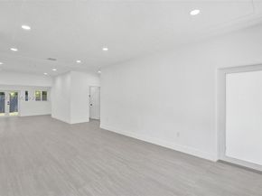 633 NE 70th St, Miami FL 33138