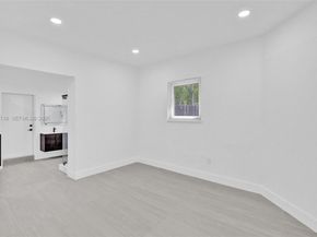 633 NE 70th St, Miami FL 33138