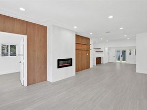 633 NE 70th St, Miami FL 33138