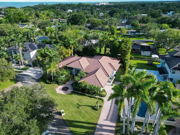 7440 SW 170th Ter, Palmetto Bay FL 33157