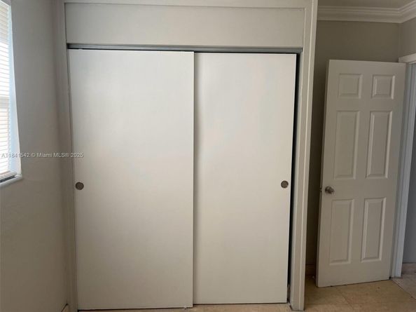 1450 N 64th Ave, Hollywood FL 33024